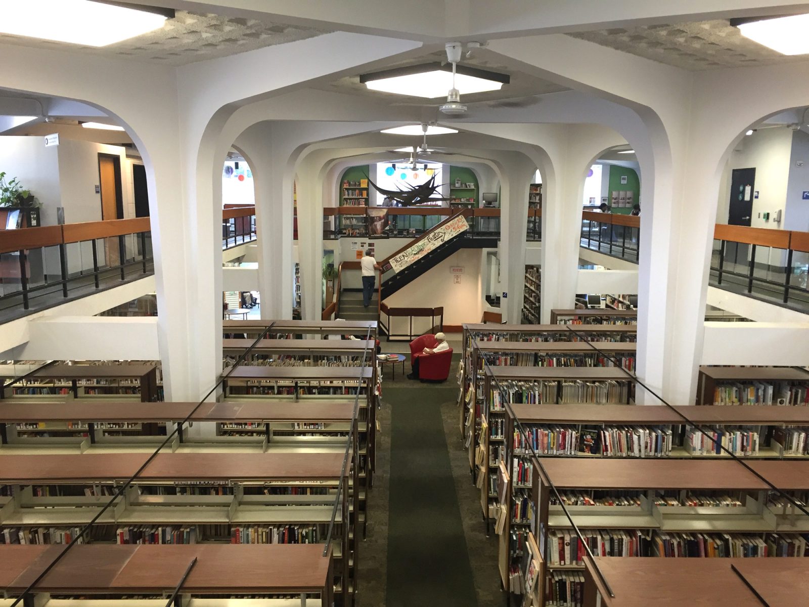 Ottawa Public Library, Carlingwood Branch
