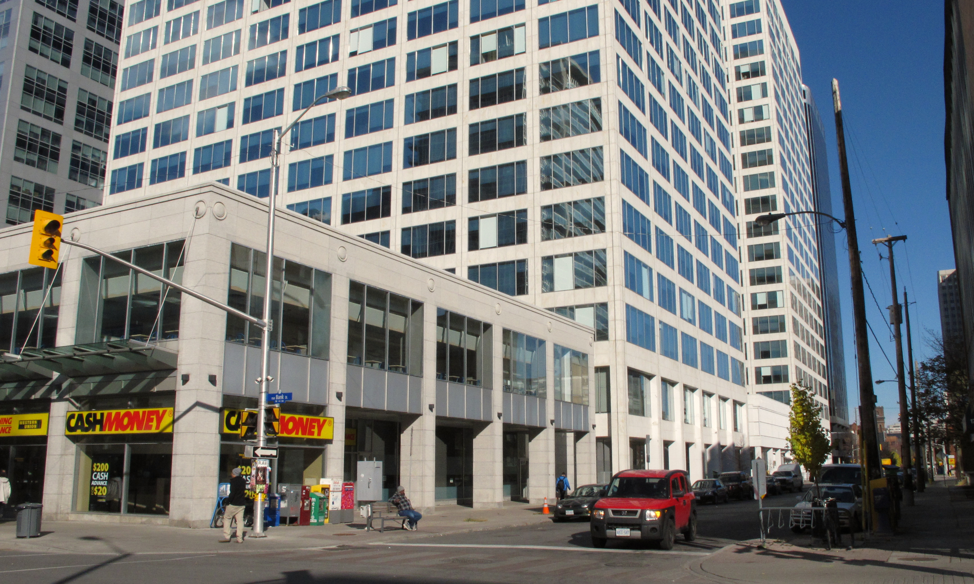 L'Esplanade Laurier